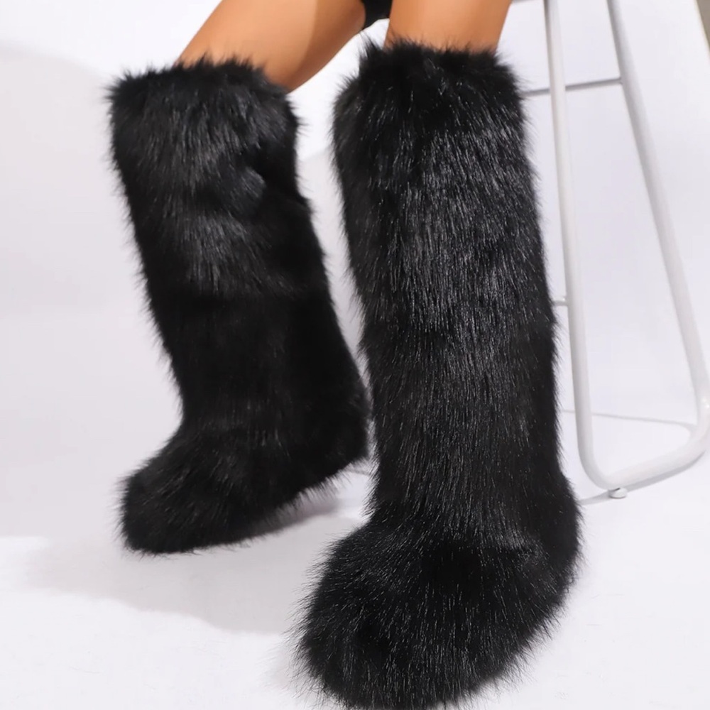 Black Faux Fur Knee-High Boots – Plush Winter Fashion Boots